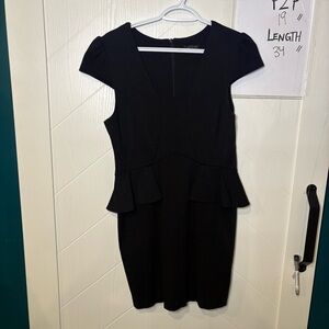Black Peplum Sheath Dress Cap Sleeve V-Neck Little‎ Black Dress LBD Size 12